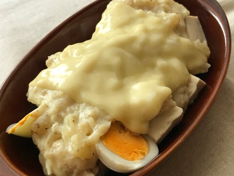 塩豆腐とゆで卵の胡麻グラタン